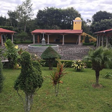 Hacienda San Fernando Hotel & Spa คาลาปา ภายนอก รูปภาพ